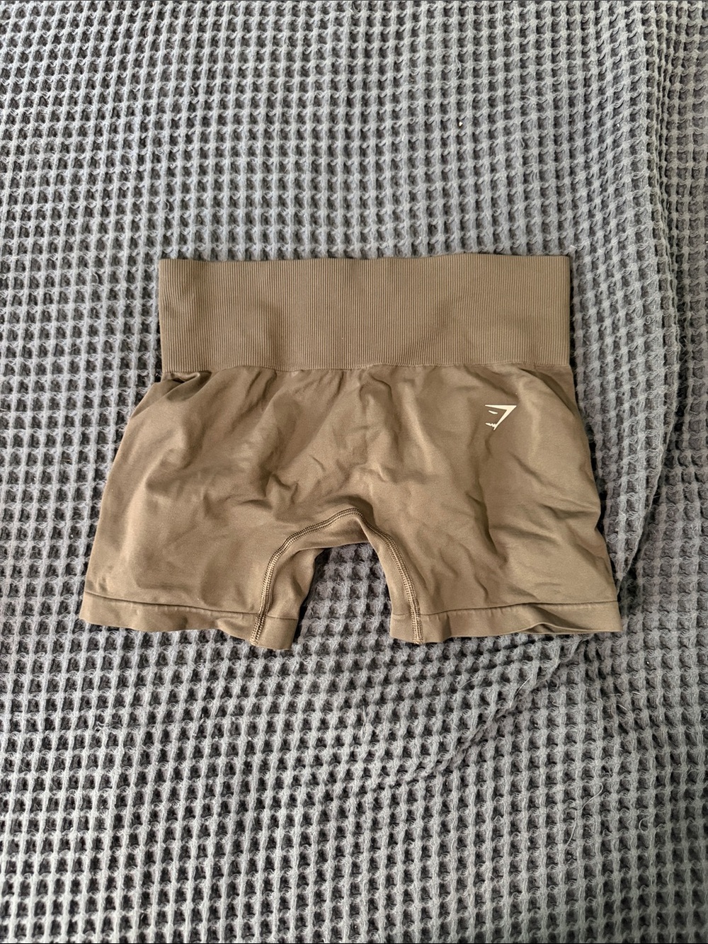 Gymshark Women's High-Waist Seamless Bike Shorts in Tan